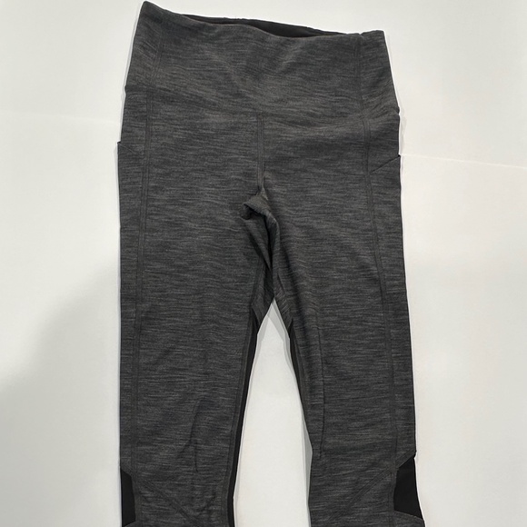 Lululemon Pace Rival Mid-Rise Crop 22” - Size 4. - Picture 1 of 12